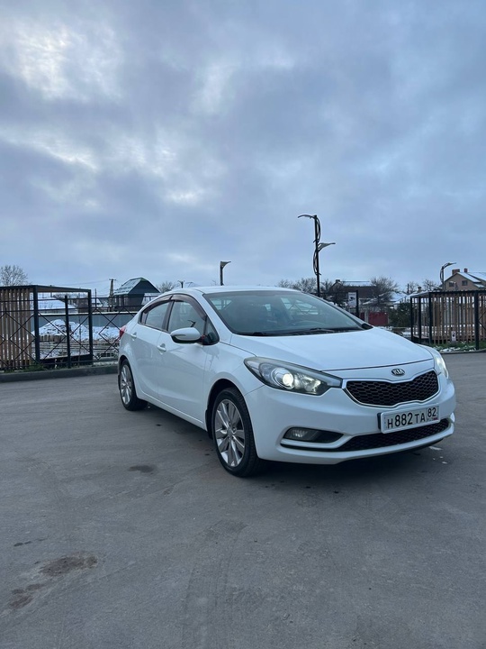 Автомобиль без вложений 
1.6 автомат