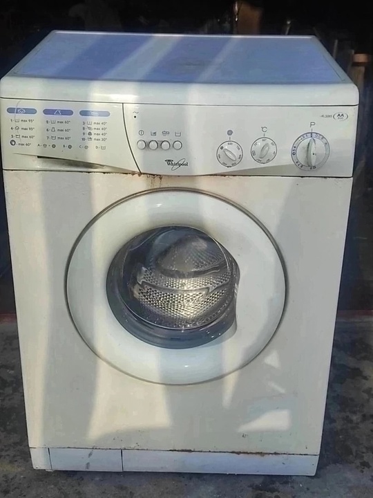 Продам кровать с матрасом. Спальное (2)