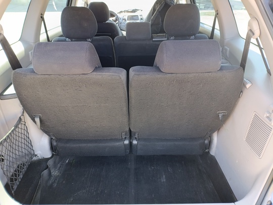 Продам MITSUBISHI Grandis в хорошем (7)