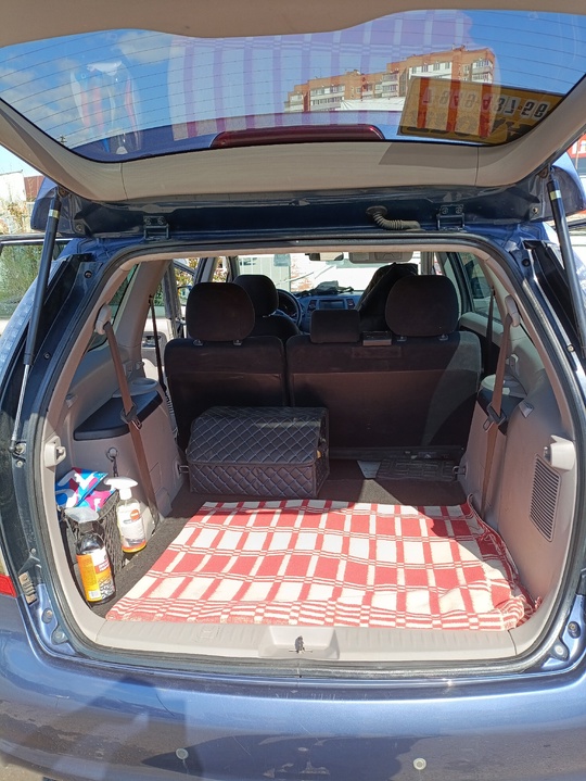 Продам MITSUBISHI Grandis в хорошем (8)