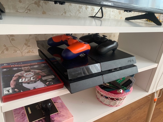 Продажа/обмен 
PS4 500 GB с