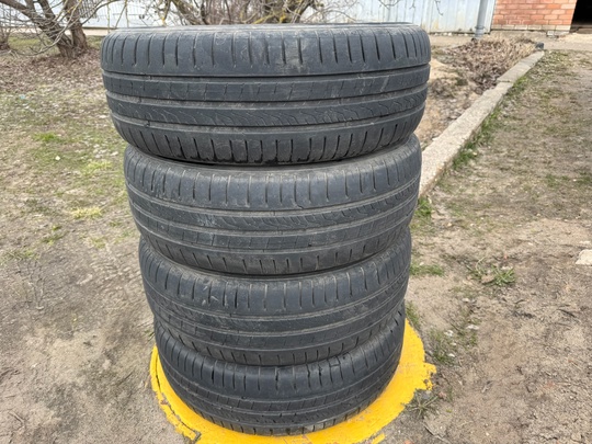 Продам комплект летней резины фирмы