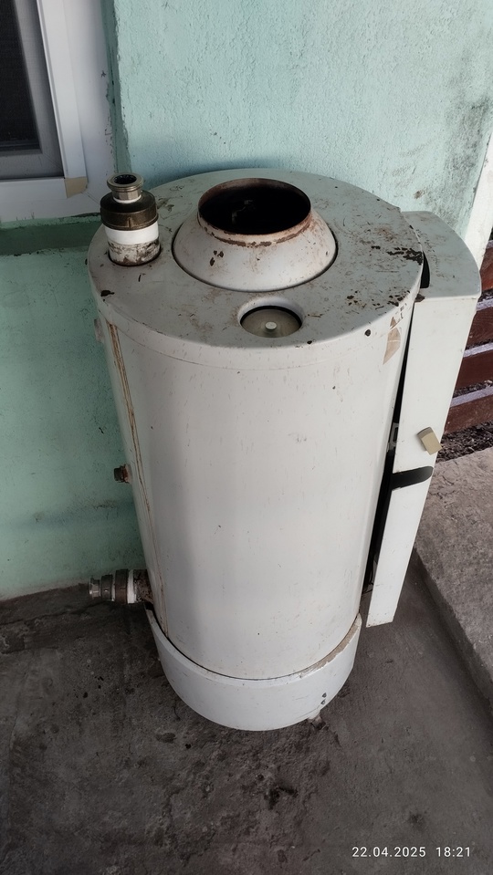 Продам газовый котёл в рабочем (2)