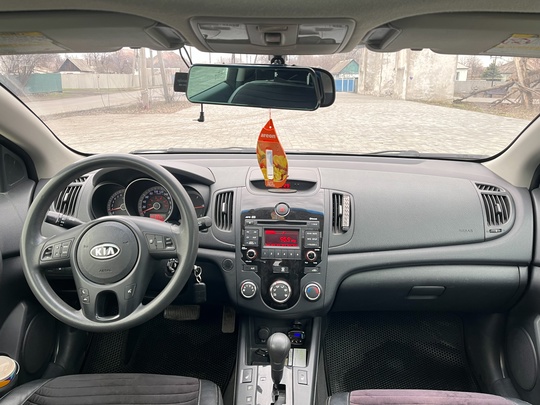 Продам Kia Cerato(Forte) Koup 2009 (4)