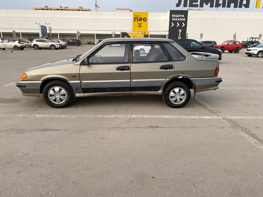 Продам ВАЗ 2115  2001 (1)