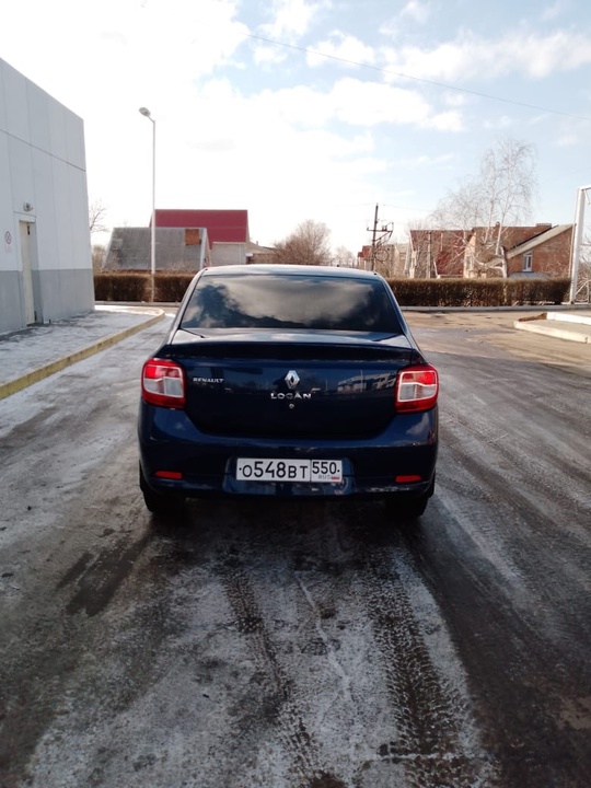 - Renault Logan 1.6 АТ (5)