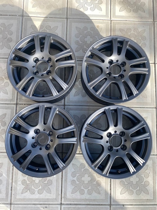 Продам красивые литые диски. 
R14