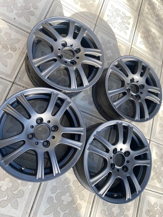 Продам красивые литые диски. 
R14 (1)