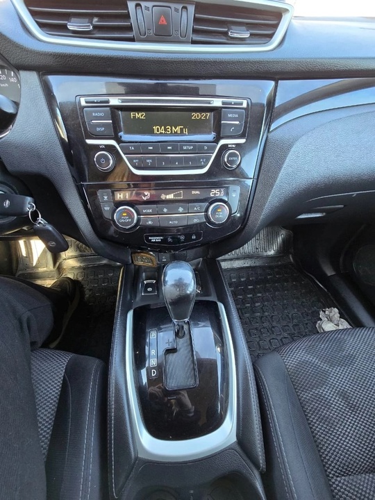 Продам Nissan Qashqai 2017 года (2)