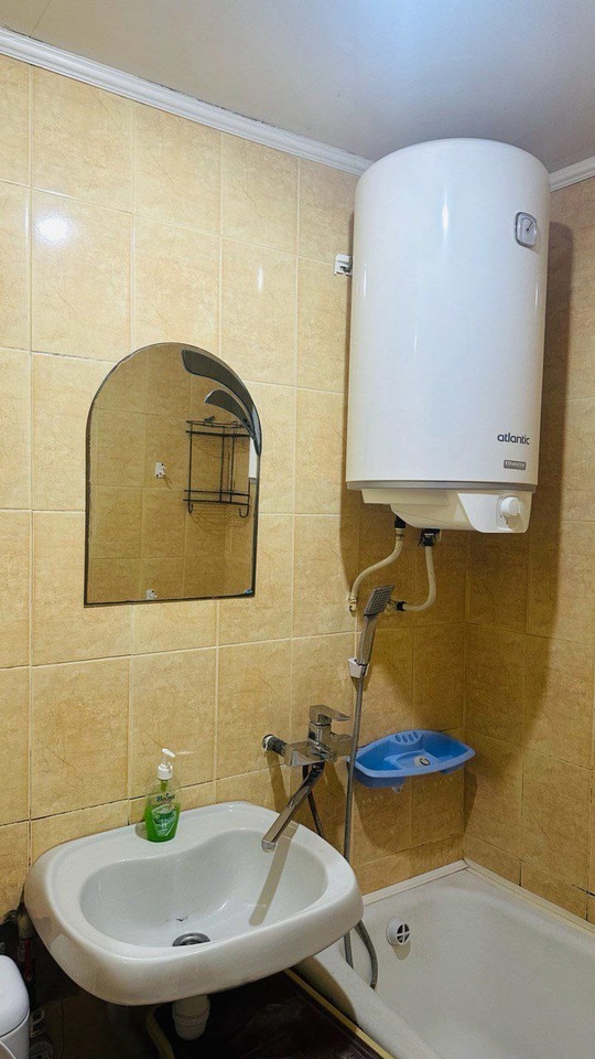 Продам 1-комн. квартиру на кв. (4)