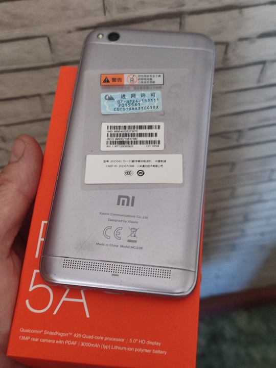 Xiaomi redmi 5a.
Состояние нового.
Использовался мало