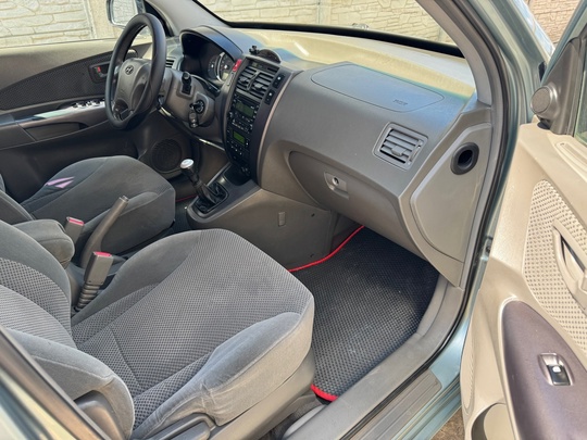 В ПРОДАЖЕ HYUNDAI TUCSON 2006 (4)