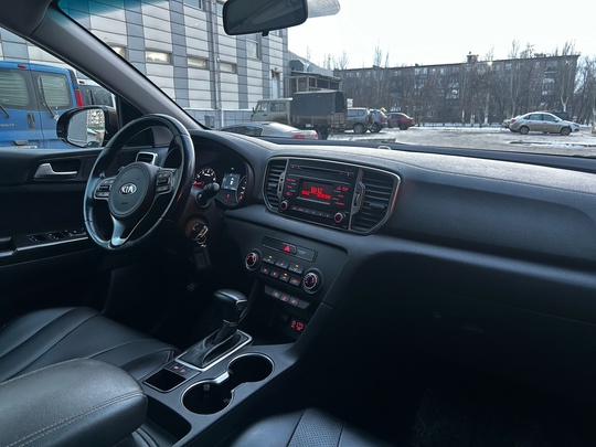 Продам Kia Sportage 2016 года (5)