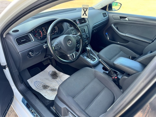 Volkswagen Jetta 2014 Год.
Я Собственник.
Родной (6)
