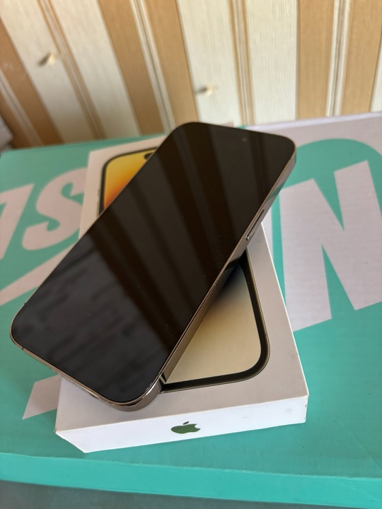 iPhone 14 Pro / 128 (4)