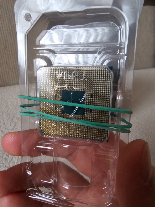 Процессор AMD Ryzen 7 3700X (2)