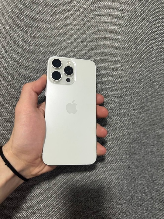 Продам 
iPhone 15 Pro Max