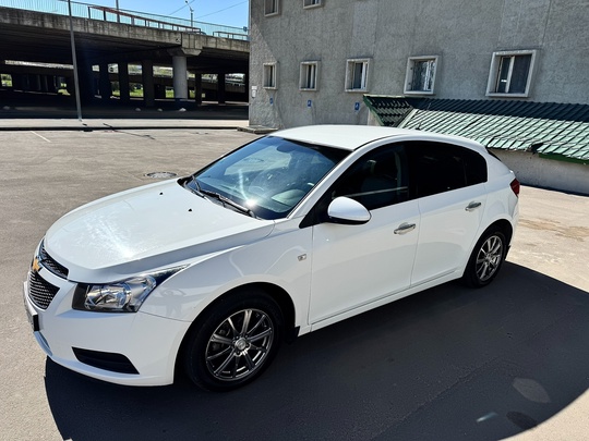 ❗❗Chevrolet Cruze ( автомат )❗❗
Год (1)