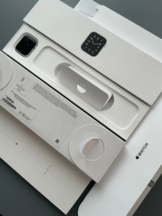 Часы Apple Watch SE(40 ml) (3)