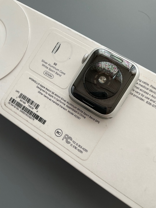 Часы Apple Watch SE(40 ml) (4)