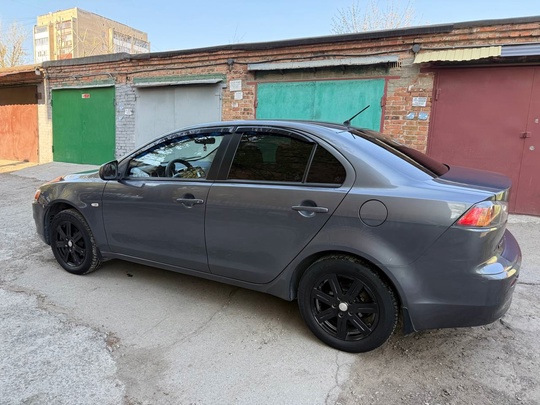 Продам Mitsubishi Lancer X 
1.5 (3)