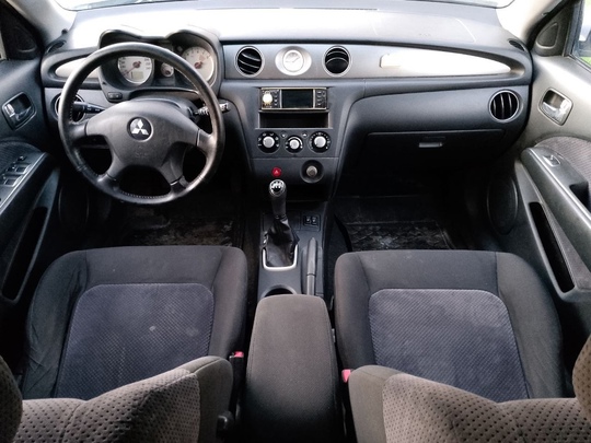 Mitsubishi outlander 2.4л
2005
ПОЛНЫЙ ПРИВОД
Механика
Бензин
Комплектация: КОНДИЦИОНЕР, (6)