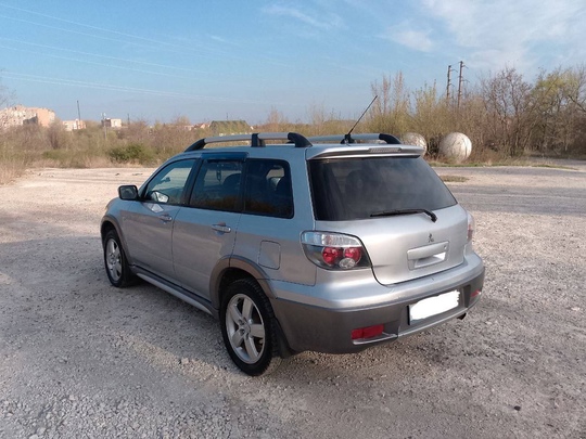 Mitsubishi outlander 2.4л
2005
ПОЛНЫЙ ПРИВОД
Механика
Бензин
Комплектация: КОНДИЦИОНЕР, (7)