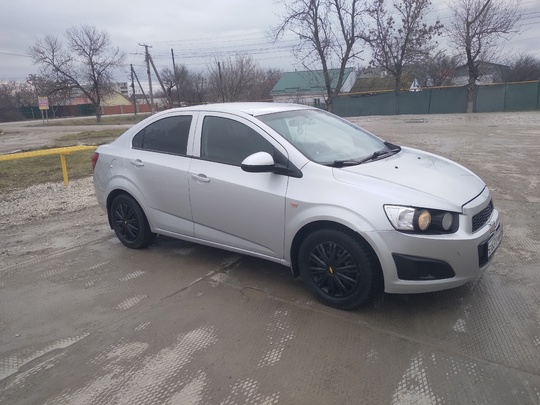Продам Шевроле Авео Т300, 2012 (2)