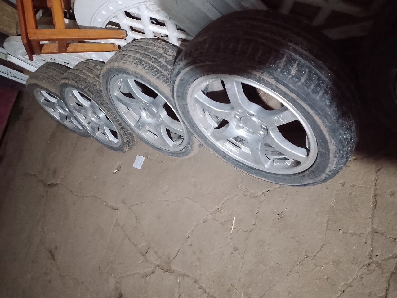 Продам ваз 2111 на ходу (6)
