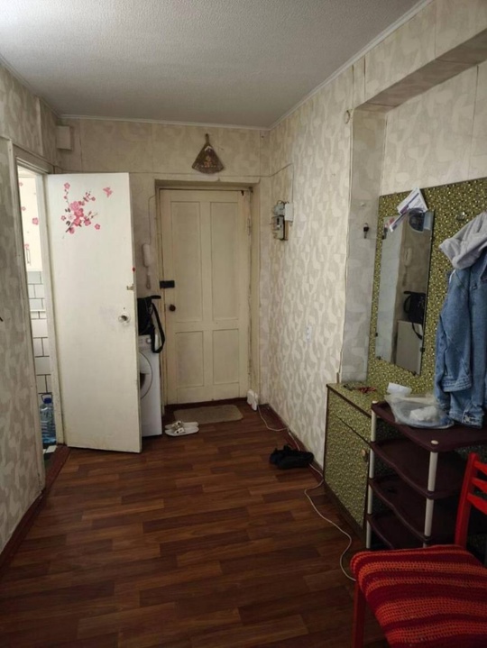Сдается 2 - х комнатная (3)