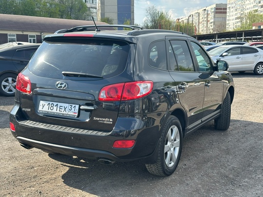 Hyundai Santa Fe 2 
2008 (2)