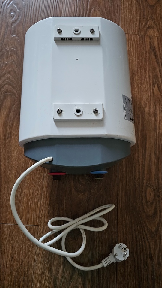 Электрический водонагреватель Tesy GCA 06 (2)