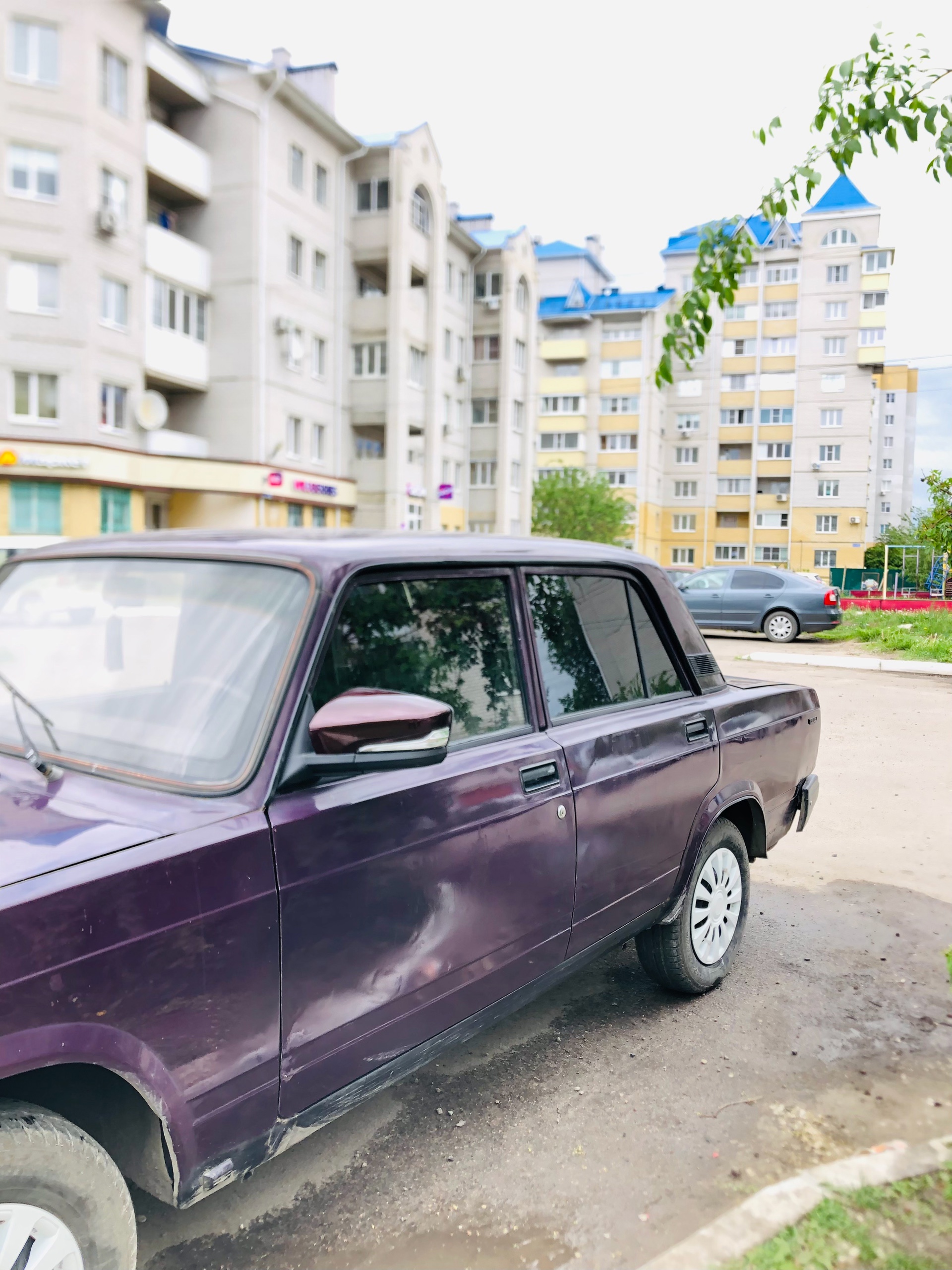 Продам ваз 2107 в хорошем (7)