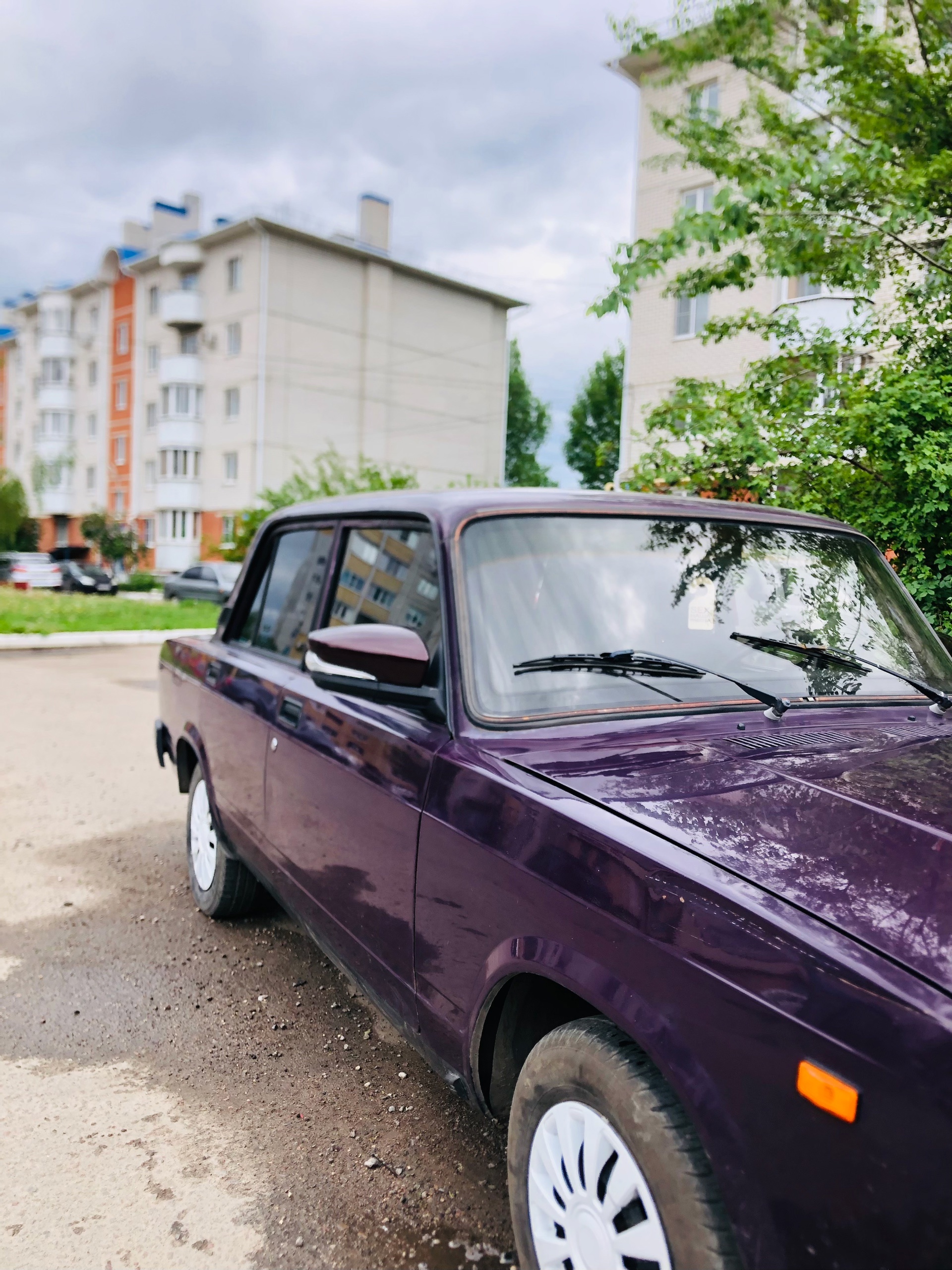 Продам ваз 2107 в хорошем (2)