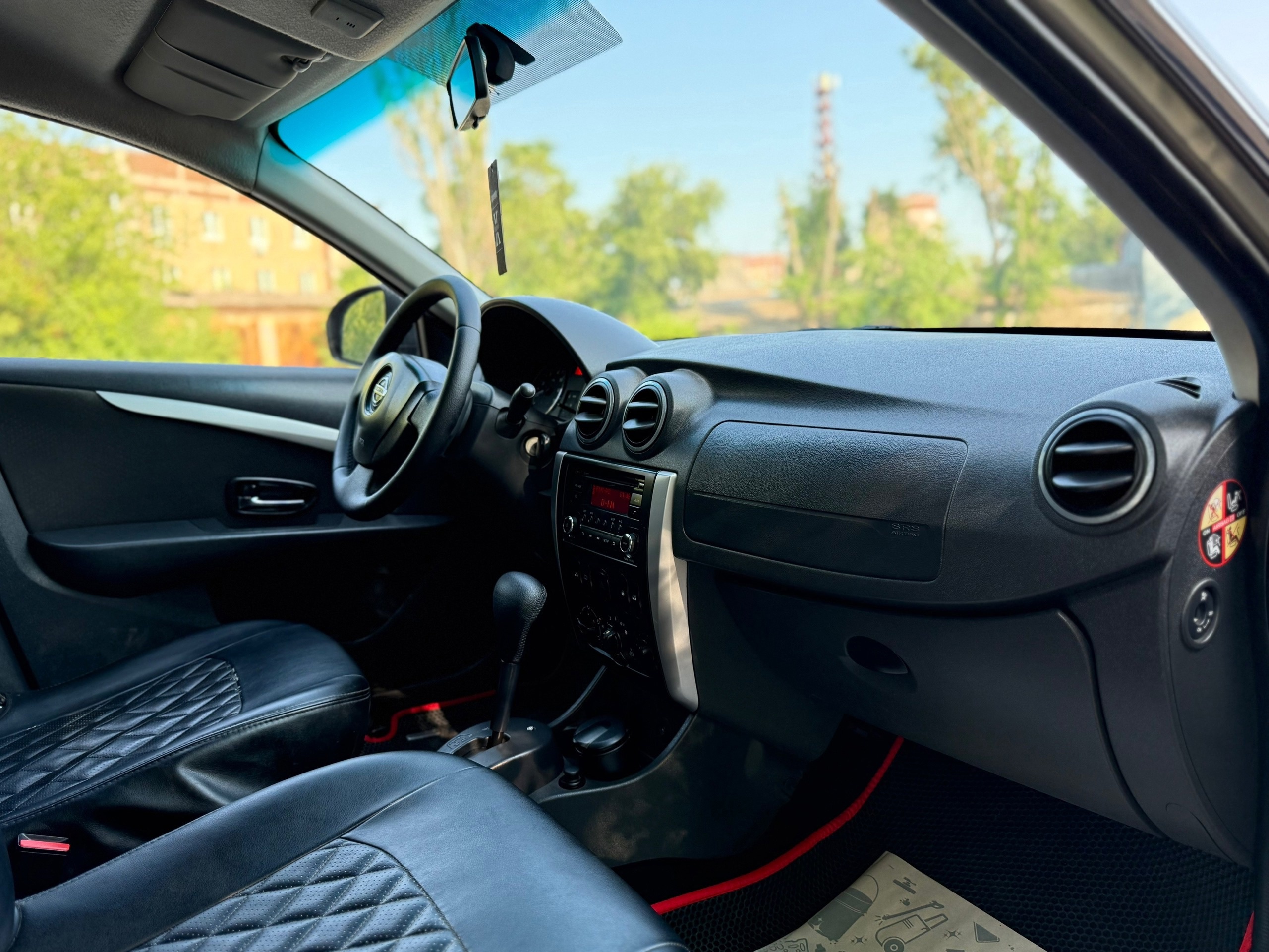 Продам Nisan Almera 2014 г.в.(Куплена (6)