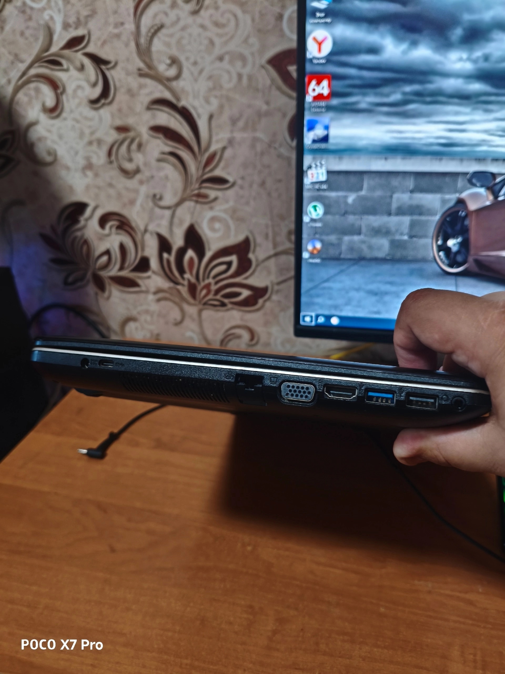 Продам ноутбук Asus R541N в (3)
