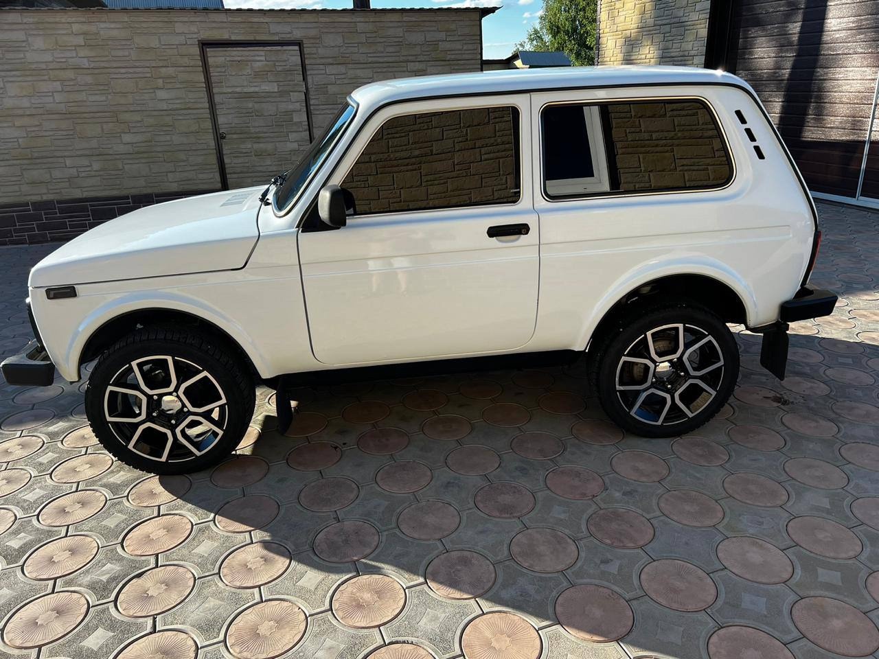 Лада 4x4 2121 Нива 2013 (5)