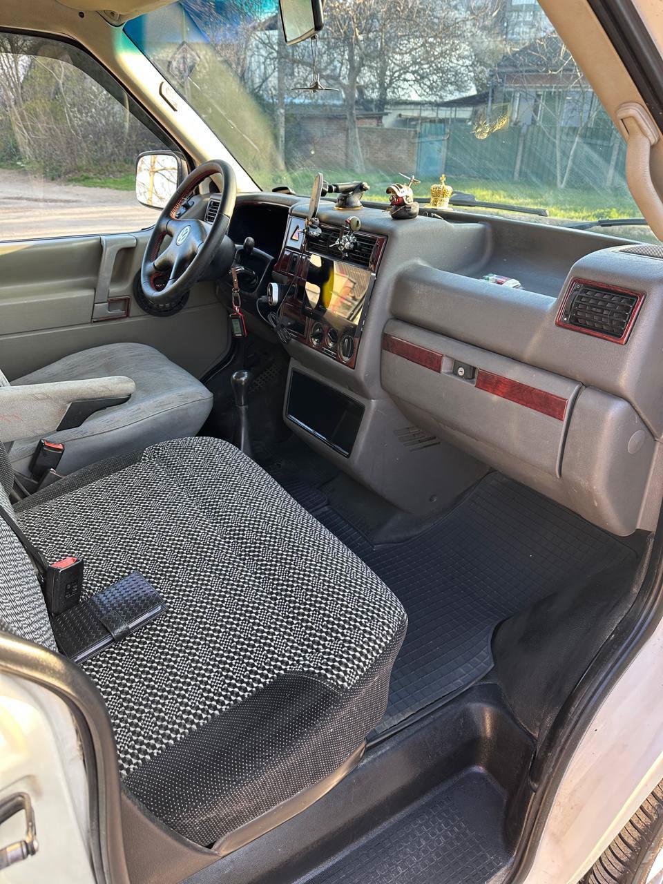 Volkswagen Transporter 2000год. 2.5 дизель (5)