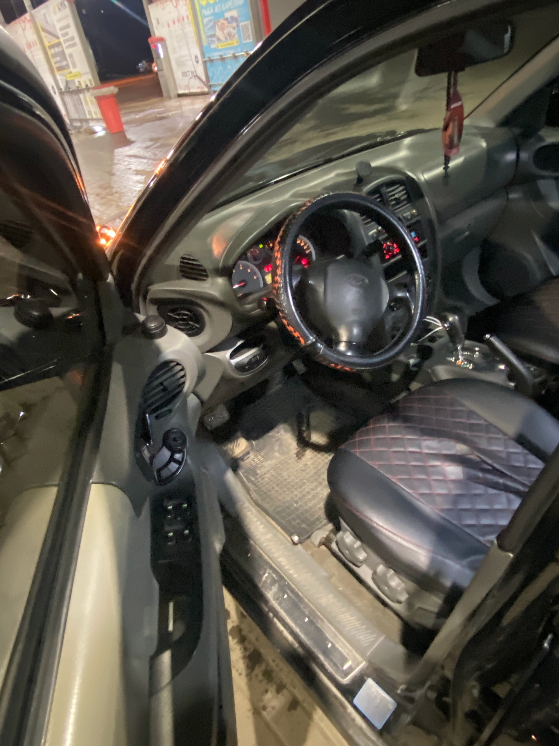 Автомобиль: Hyundai Santa Fe Город (6)