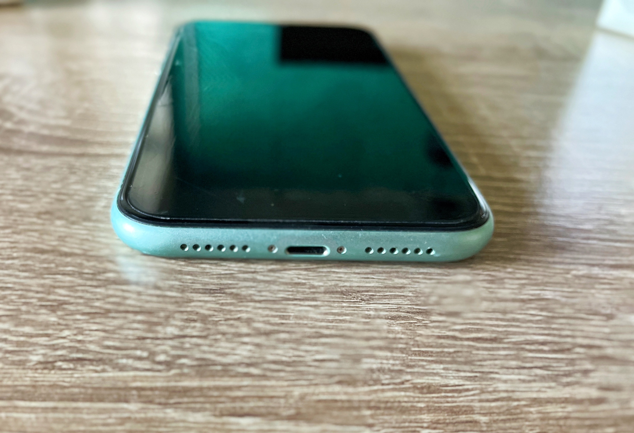 Продаю свой iPhone 11 с (3)