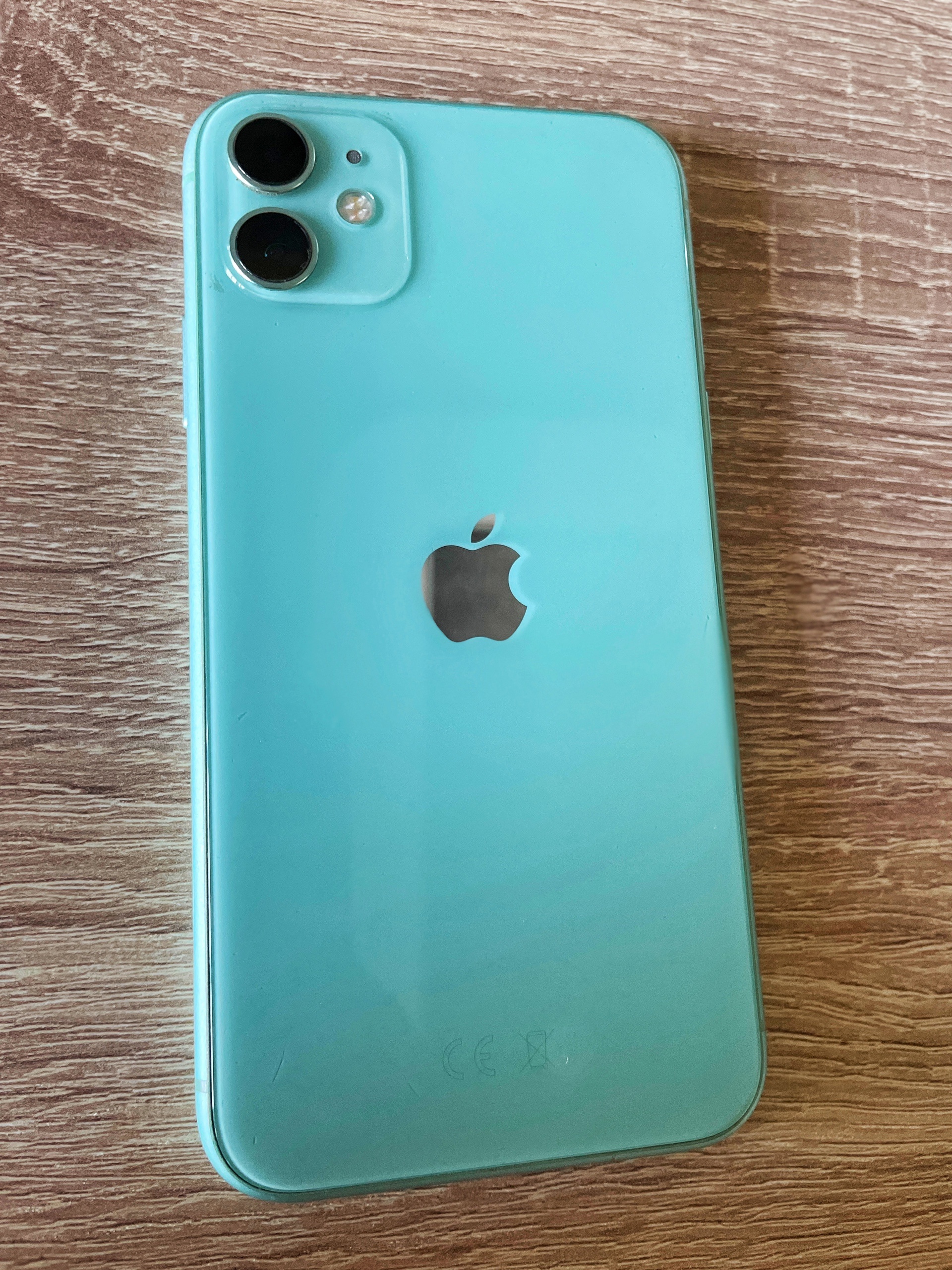 Продаю свой iPhone 11 с (6)