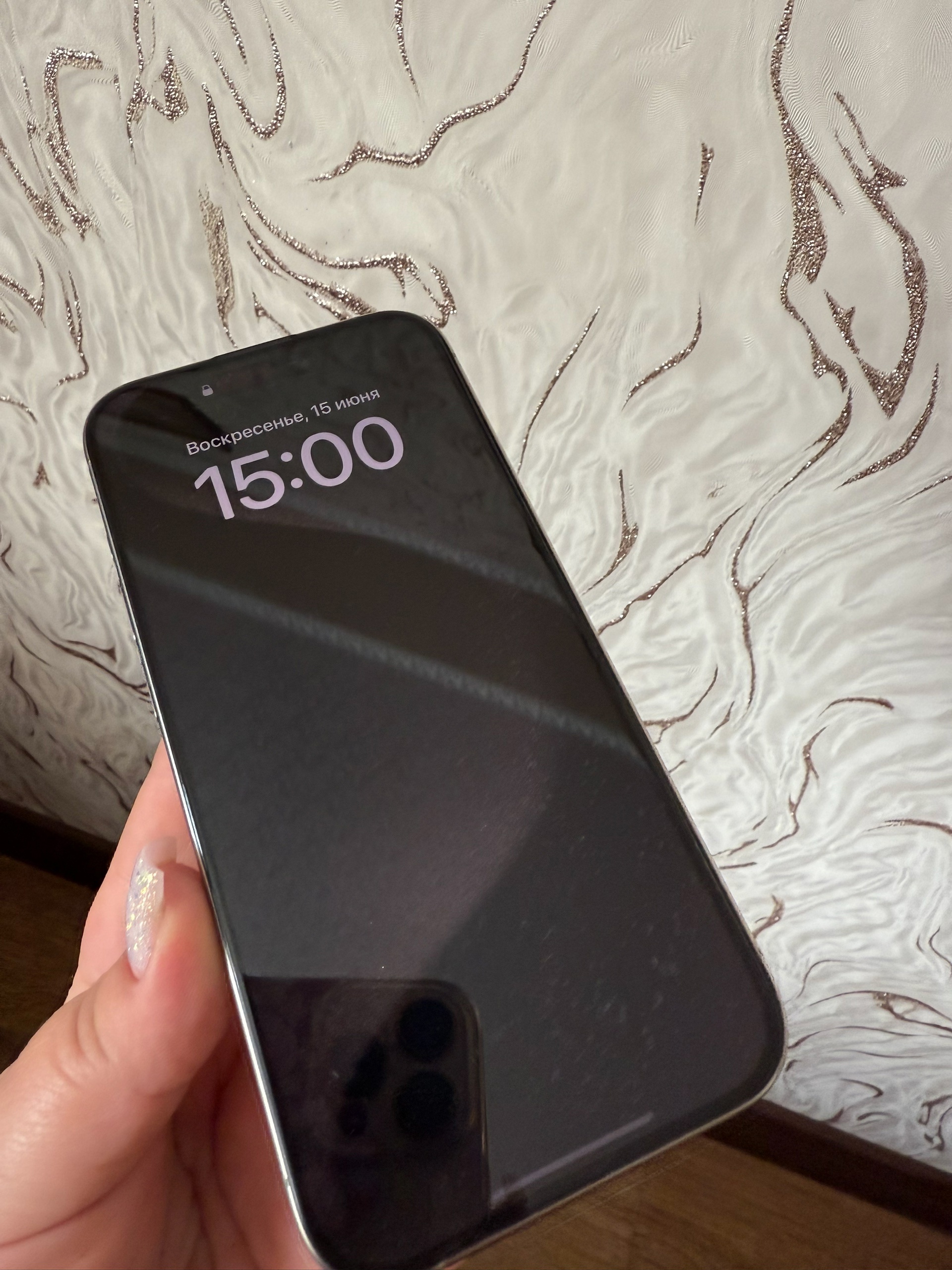 Продам свой iPhone 15 pro (4)