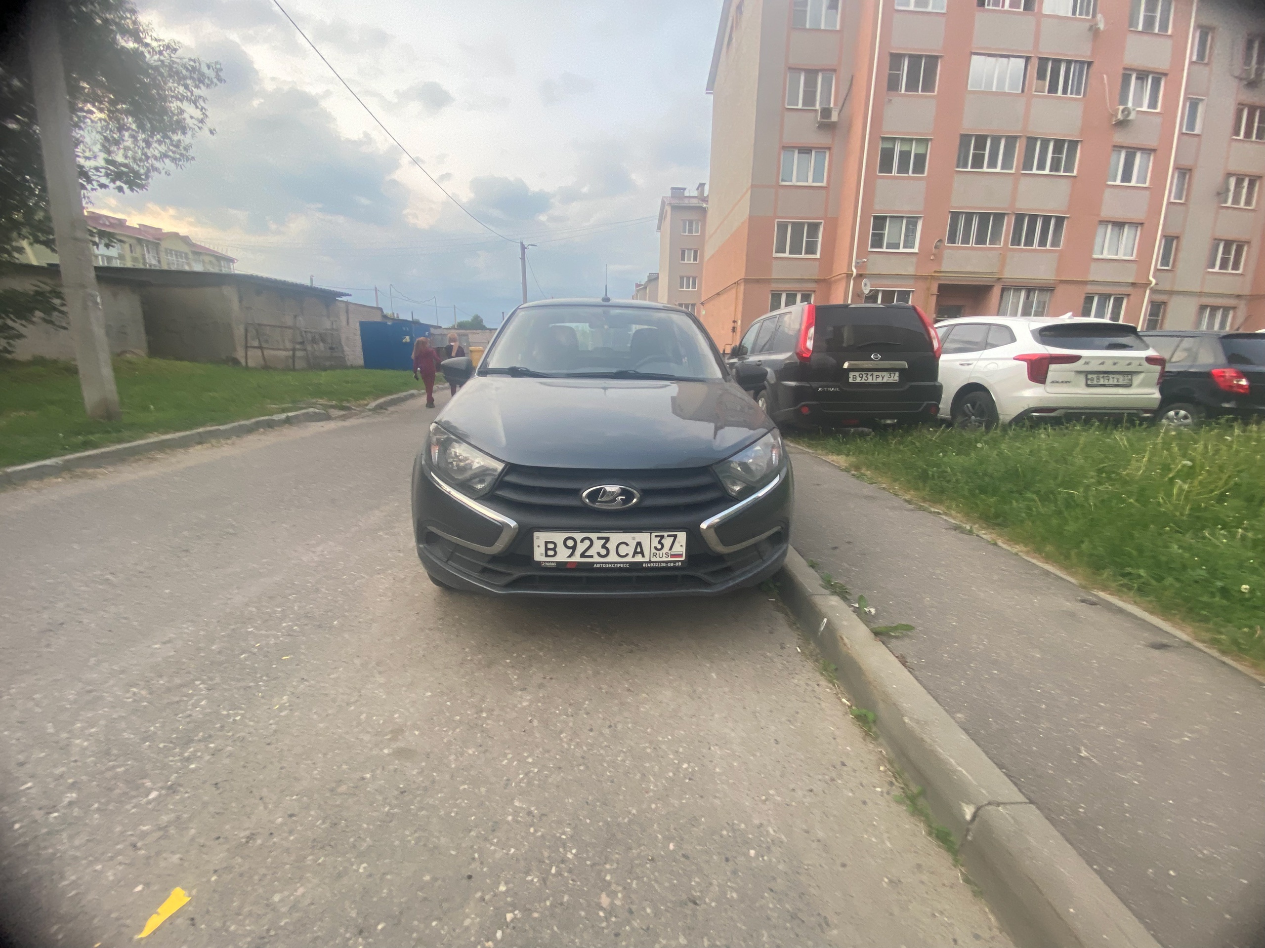 Продам Лада Гранта в Иваново