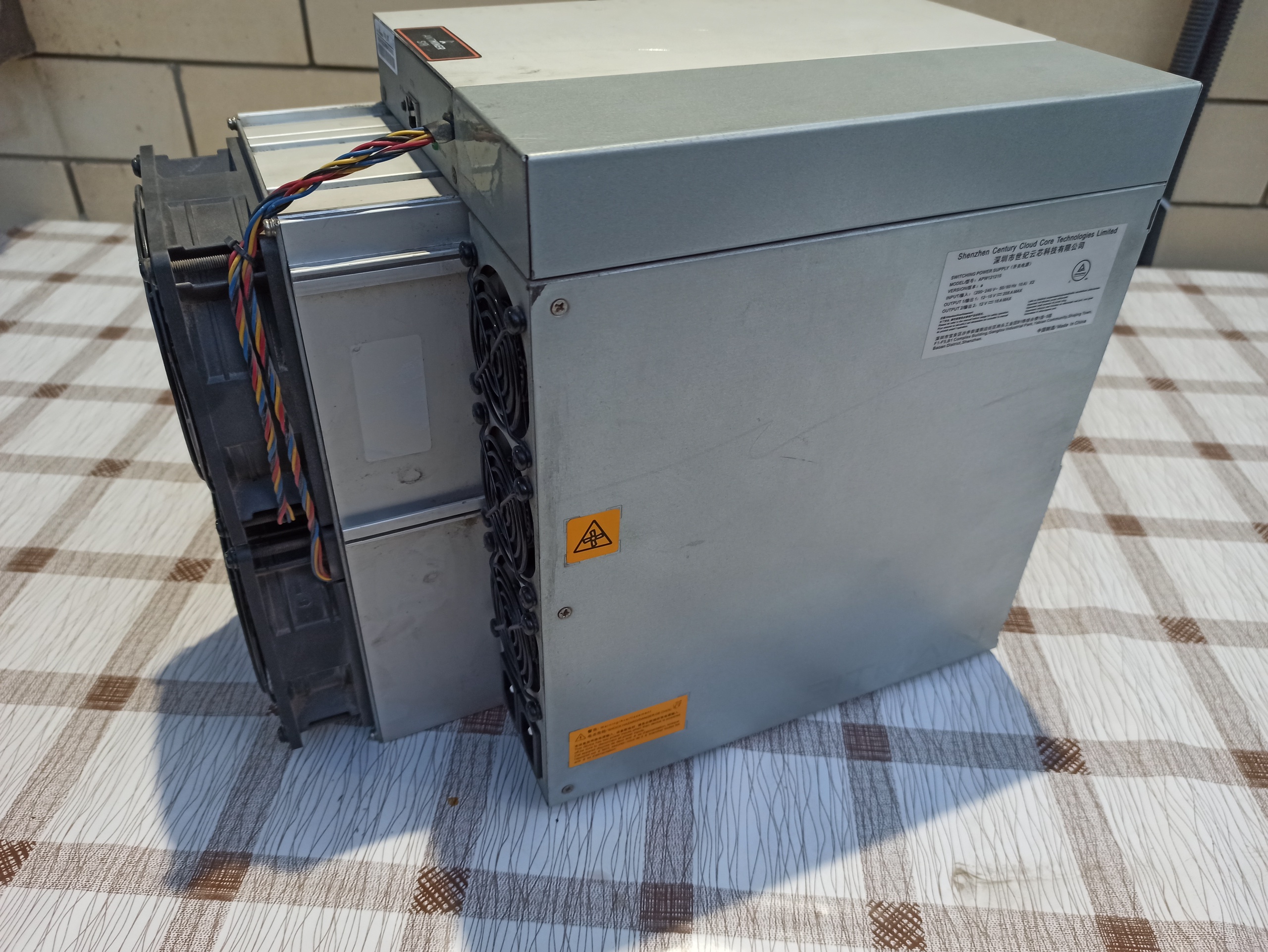 Продам асик s19 90th 22000