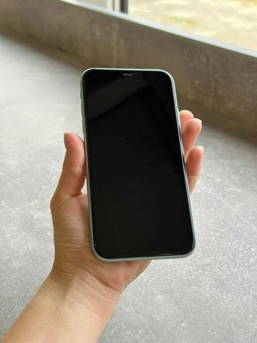 Продаю iPhone 11 128GB. Телефон