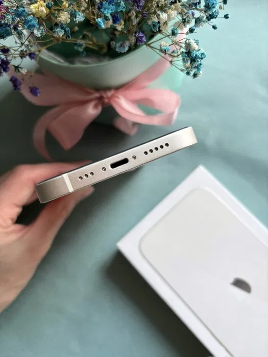 Продаю iPhone 13 на 256 (4)