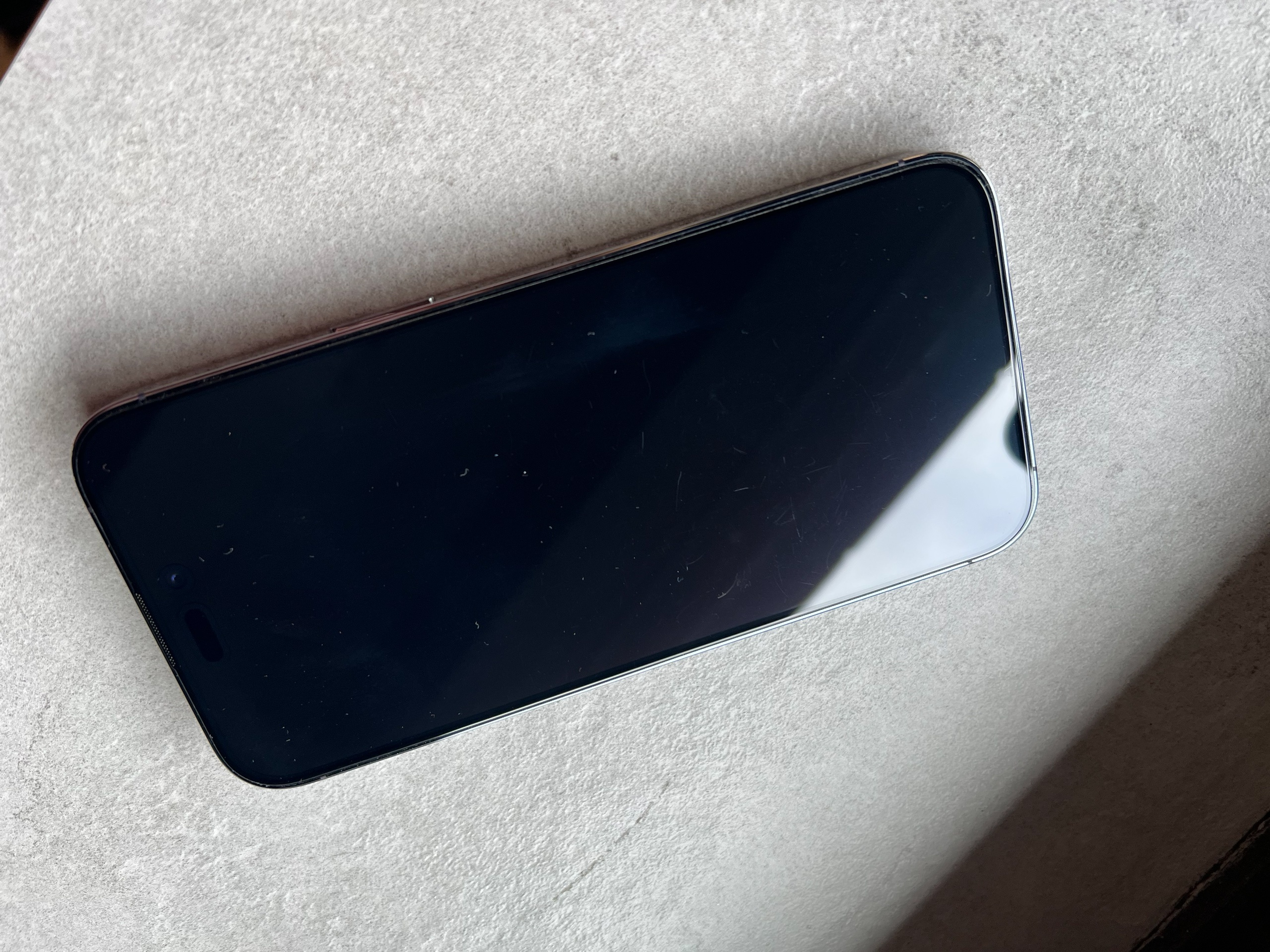 Продаю iPhone 14 Pro max (4)