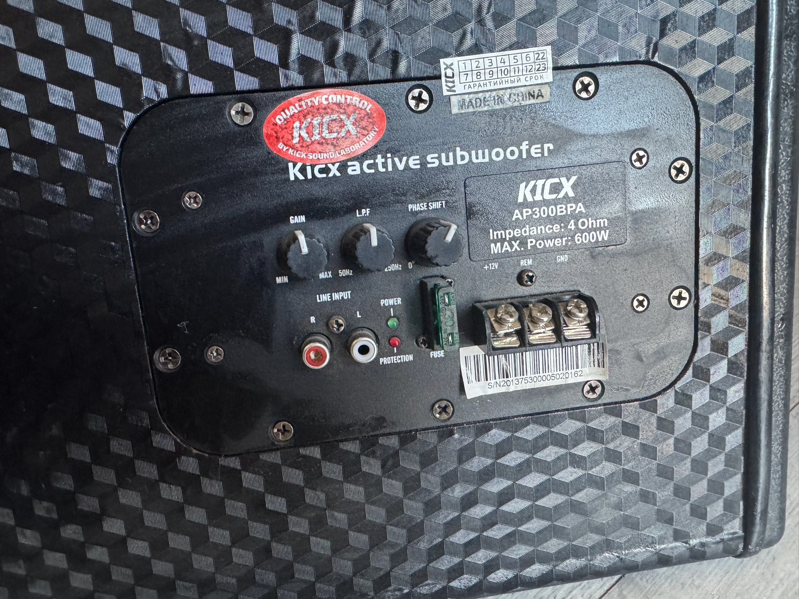 Продам активный сабвуфер kicx ap300bpa. (5)