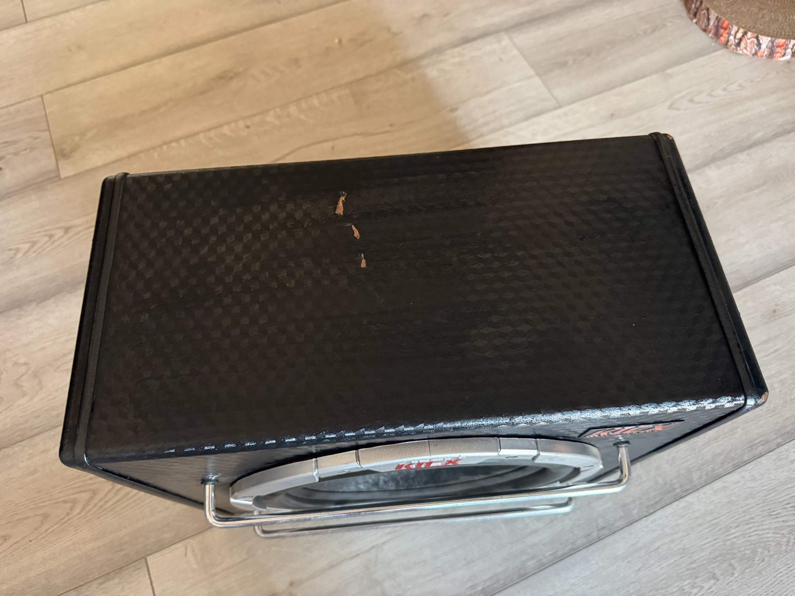 Продам активный сабвуфер kicx ap300bpa. (2)