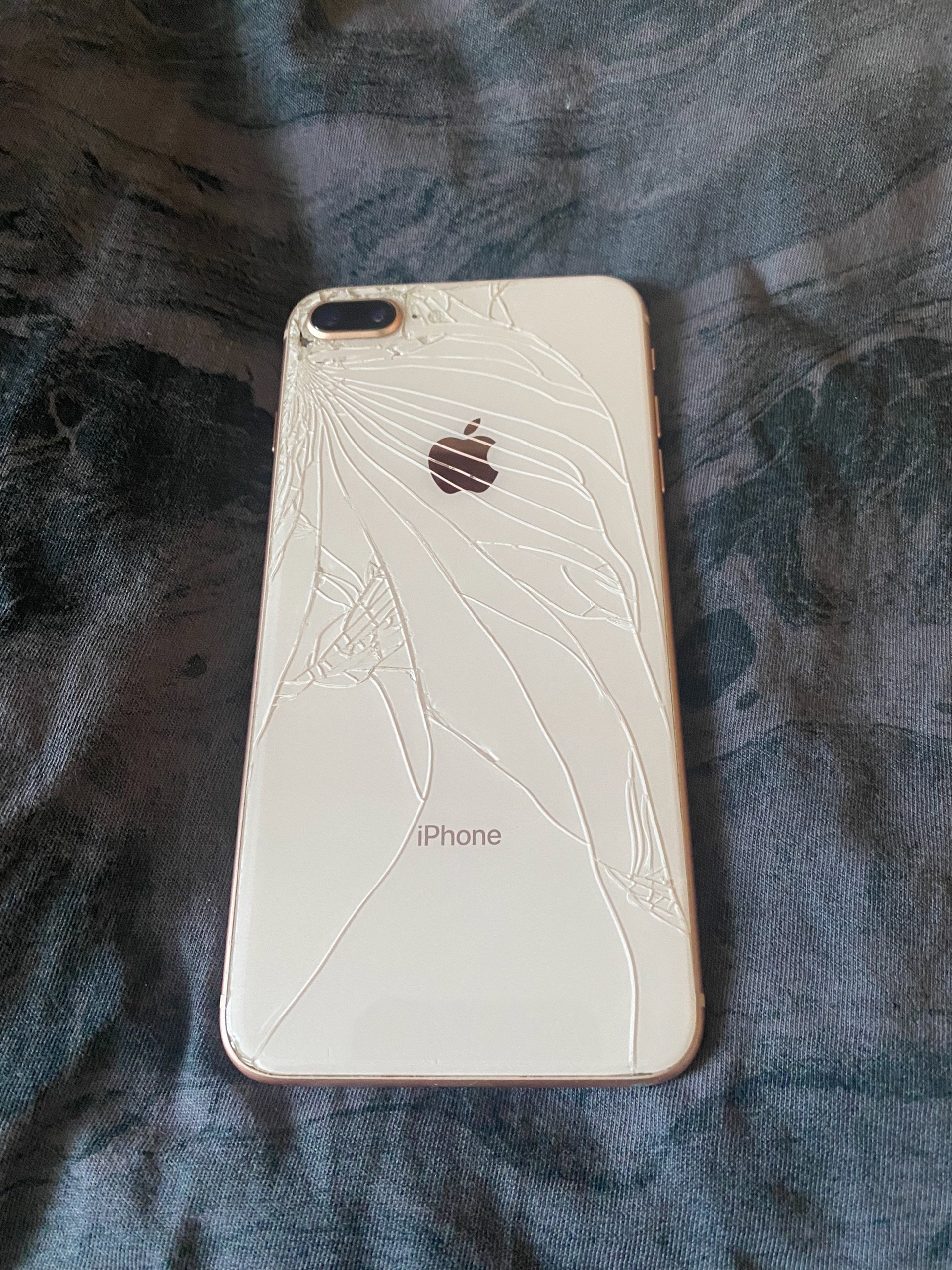 Продам iPhone 8plus 64gb. Все (2)